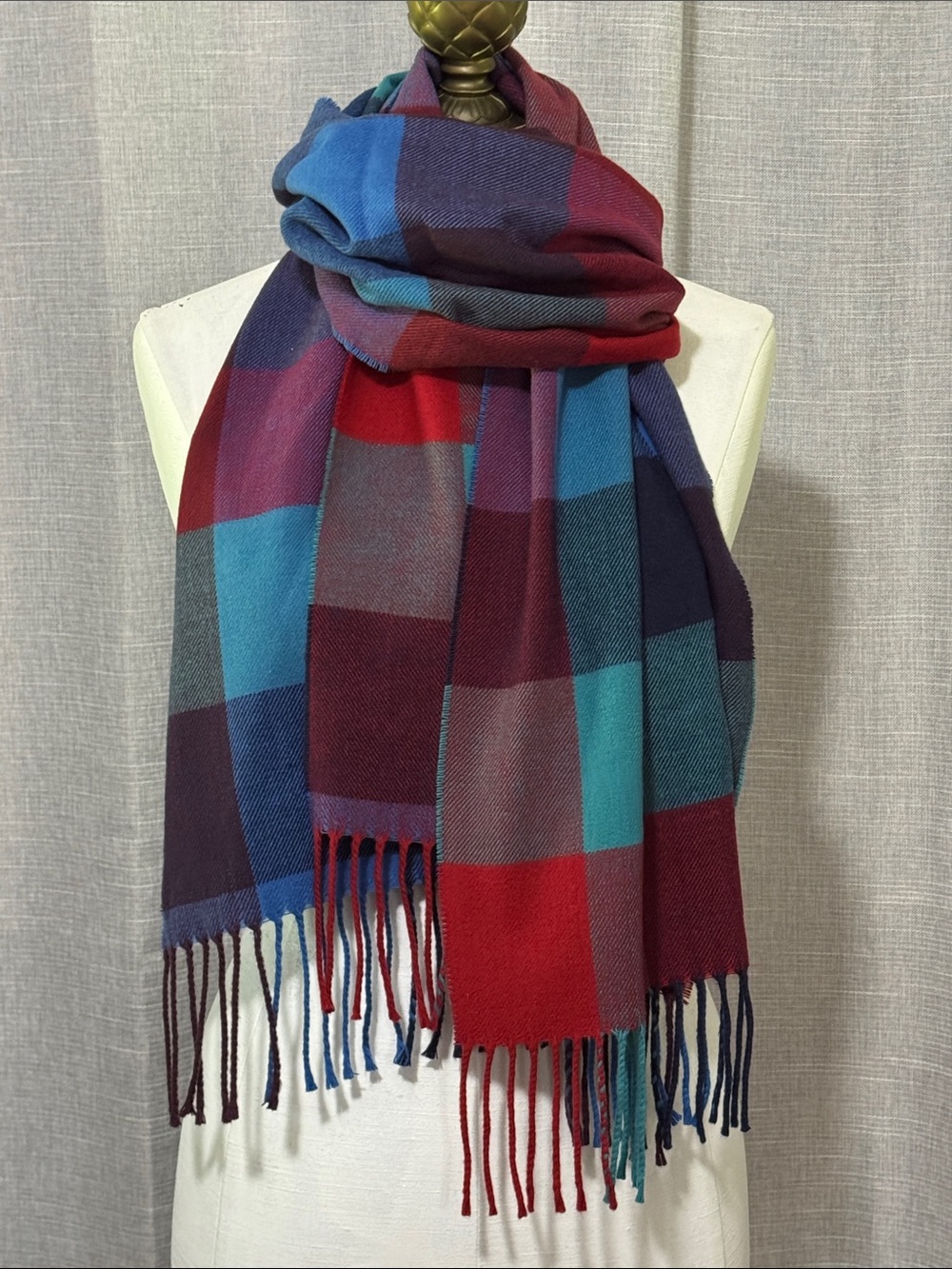 Gorgeous LANDS END Colorful Plaid Scarf-Like New-Unisex